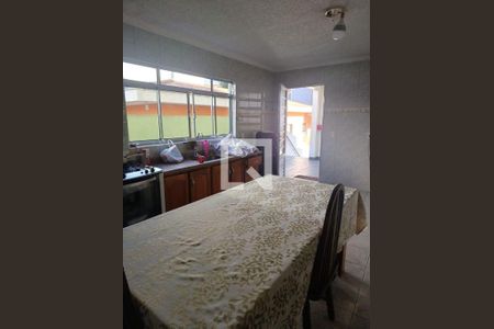 Casa à venda com 3 quartos, 257m² em Parque Nações Unidas, São Paulo