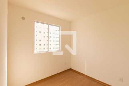Quarto 1 de apartamento para alugar com 2 quartos, 60m² em Uberaba, Curitiba