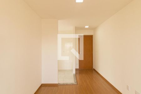 Sala de apartamento para alugar com 2 quartos, 60m² em Uberaba, Curitiba