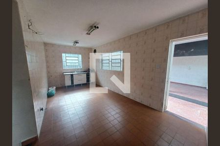 Casa à venda com 3 quartos, 195m² em Vila Pirituba, São Paulo
