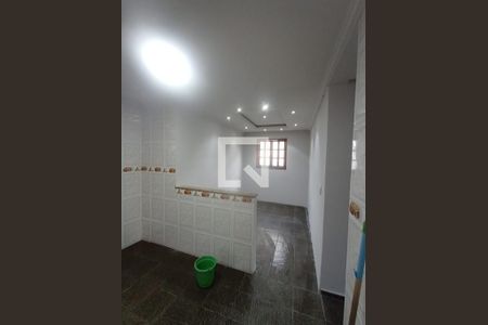 Casa para alugar com 2 quartos, 70m² em Cerâmica, Nova Iguaçu