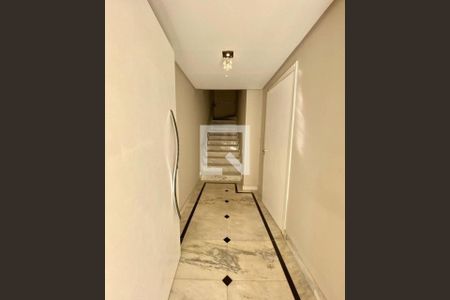 Casa à venda com 4 quartos, 351m² em Horto Florestal, São Paulo