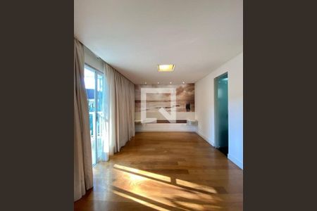 Casa à venda com 4 quartos, 351m² em Horto Florestal, São Paulo