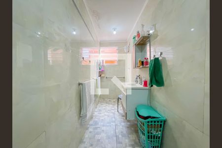 Banheiro da Suíte 1 de casa à venda com 5 quartos, 333m² em Adalgisa, São Paulo