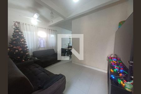 Casa à venda com 3 quartos, 150m² em Jardim Mangalot, São Paulo