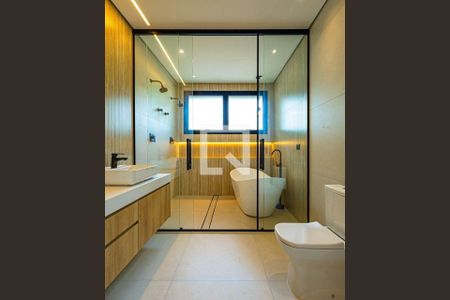 Casa à venda com 4 quartos, 400m² em Alphaville, Barueri