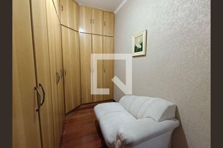 Casa à venda com 3 quartos, 250m² em Parque Ipe, São Paulo