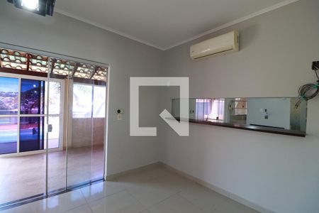 Sala de casa para alugar com 2 quartos, 200m² em Ribeirânia, Ribeirão Preto