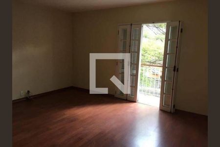 Casa à venda com 3 quartos, 300m² em Jardim Rosa Maria, São Paulo