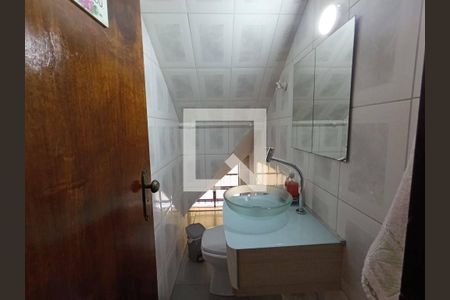 Casa à venda com 3 quartos, 174m² em Jardim Rosa Maria, São Paulo