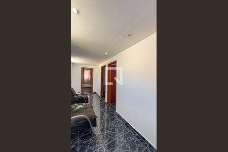 Casa para alugar com 2 quartos, 54m² em Jardim Sandra, São Paulo
