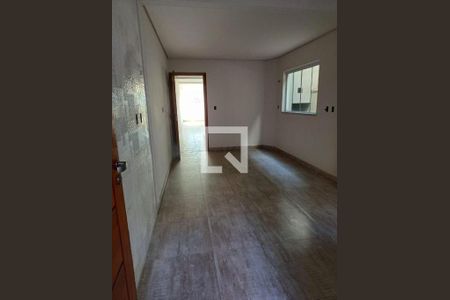 Casa à venda com 3 quartos, 180m² em Jardim Sao Jose (Zona Norte), São Paulo