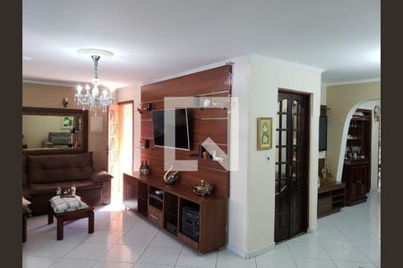 Casa à venda com 4 quartos, 430m² em Vila Penteado, São Paulo