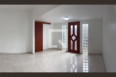 Sala de casa para alugar com 2 quartos, 72m² em Posse, Nova Iguaçu