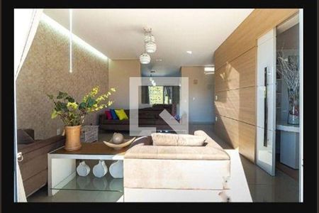 Casa à venda com 4 quartos, 329m² em Jardim Florida, Barueri