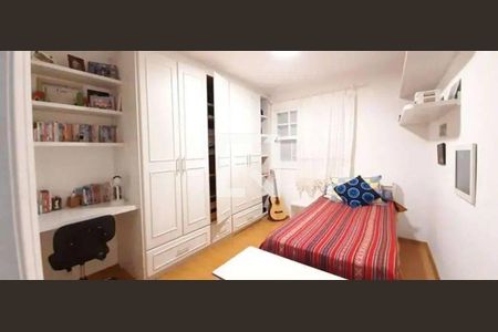 Casa à venda com 4 quartos, 308m² em Jardim Rosa Maria, São Paulo