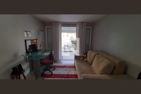 Casa à venda com 4 quartos, 260m² em Jardim Virginia Bianca, São Paulo