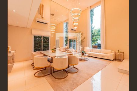 Casa à venda com 4 quartos, 420m² em Alphaville, Barueri
