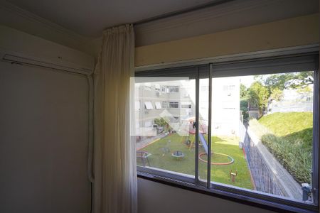 Apartamento à venda com 2 quartos, 52m² em Santo Antônio, Porto Alegre
