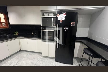Casa para alugar com 3 quartos, 96m² em Jardim Sandra, São Paulo