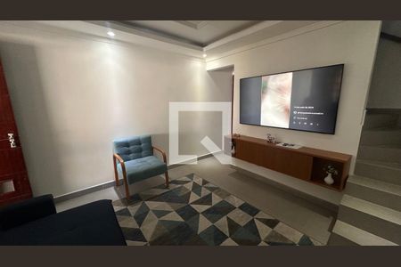 Casa para alugar com 3 quartos, 96m² em Jardim Sandra, São Paulo