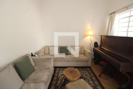 Sala de casa à venda com 3 quartos, 116m² em Vila Mariana, São Paulo