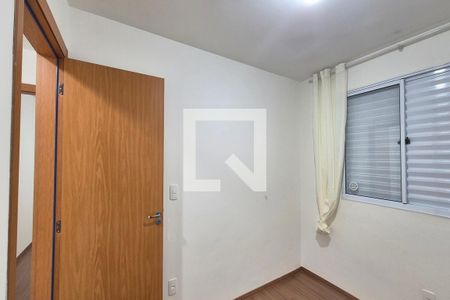 Quarto 1  de apartamento para alugar com 2 quartos, 44m² em Vila Satúrnia, Campinas
