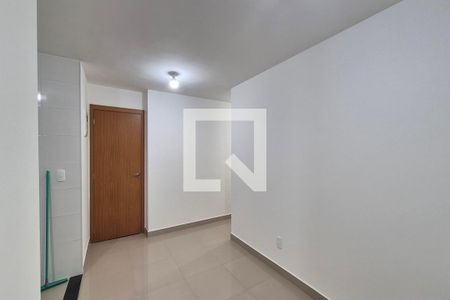 Sala de apartamento para alugar com 2 quartos, 44m² em Vila Satúrnia, Campinas