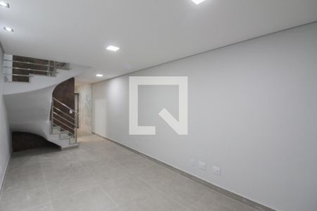 Sala de casa à venda com 2 quartos, 132m² em Jardim Leblon, Belo Horizonte