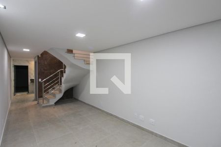 Sala de casa à venda com 2 quartos, 132m² em Copacabana, Belo Horizonte