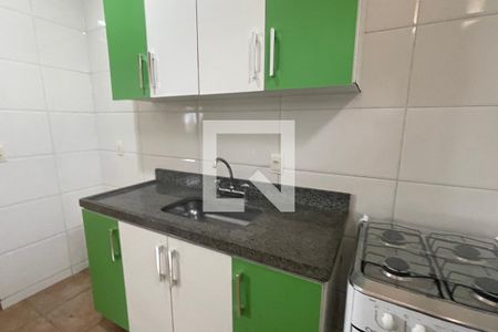 Cozinha de apartamento para alugar com 2 quartos, 40m² em Vila São Luis, Duque de Caxias