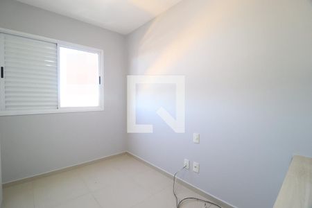 Quarto 1 de apartamento para alugar com 3 quartos, 92m² em Santa Mônica, Uberlândia