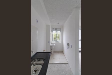 Sala/Cozinha/Área de Serviço  de apartamento à venda com 2 quartos, 41m² em Cidade Líder, São Paulo