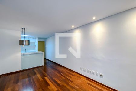 Sala de apartamento para alugar com 2 quartos, 80m² em Vila Invernada, São Paulo