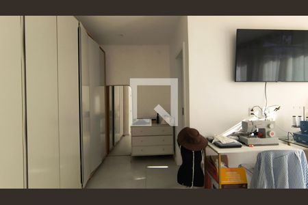 Suíte  de casa de condomínio à venda com 3 quartos, 240m² em Vargem Grande, Rio de Janeiro