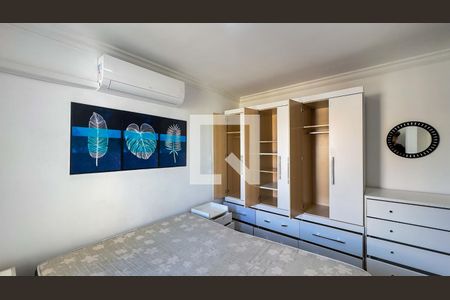 Quarto 1 de casa para alugar com 2 quartos, 75m² em Jardim São Luís, São Paulo
