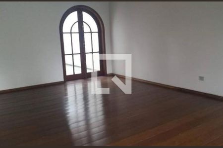 Casa à venda com 4 quartos, 450m² em Tremembé, São Paulo