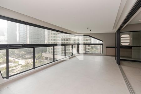 Varanda de apartamento para alugar com 3 quartos, 196m² em Chácara Santo Antônio (zona Sul), São Paulo