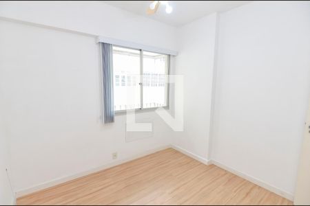 Quarto de apartamento à venda com 2 quartos, 73m² em Grajaú, Rio de Janeiro