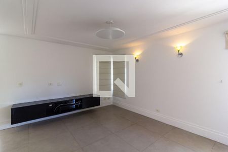 Sala de Tv de casa de condomínio à venda com 4 quartos, 638m² em Granja Julieta, São Paulo