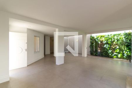 Sala de Estar de casa de condomínio à venda com 4 quartos, 638m² em Granja Julieta, São Paulo