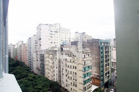 Studio - Sala / Quarto Vista de kitnet/studio à venda com 1 quarto, 20m² em Centro Histórico, Porto Alegre