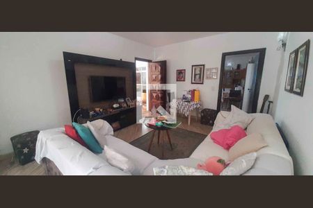 Casa para alugar com 4 quartos, 250m² em Vila Antonio, São Paulo