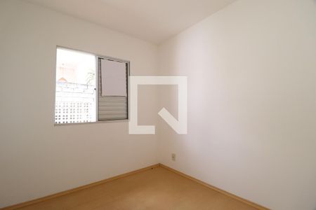 Quarto 2 de casa de condomínio para alugar com 3 quartos, 90m² em Morada da Colina, Uberlândia
