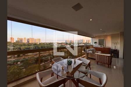 Varanda de apartamento à venda com 3 quartos, 180m² em Barra da Tijuca, Rio de Janeiro
