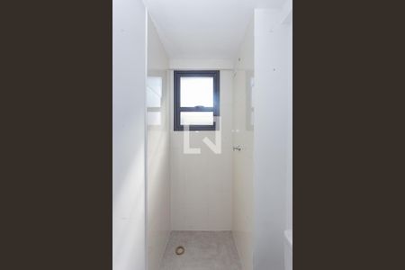 Banheiro de kitnet/studio para alugar com 1 quarto, 44m² em Bosque da Saúde, São Paulo