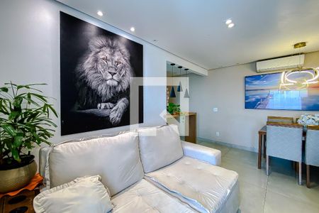 Sala de apartamento à venda com 2 quartos, 66m² em Pari, São Paulo
