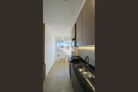 Cozinha de apartamento para alugar com 2 quartos, 32m² em Jardim Aeroporto, São Paulo