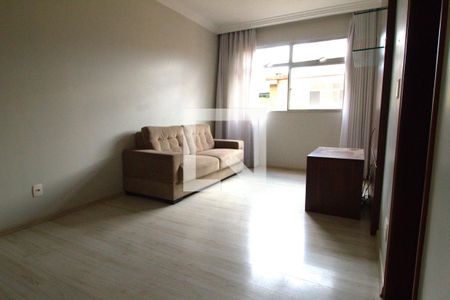 Sala de Estar de apartamento à venda com 2 quartos, 65m² em Nova Suíça, Belo Horizonte