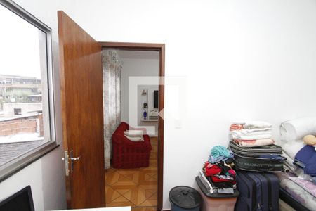 Quarto 1 - casa 1 de casa para alugar com 5 quartos, 70m² em Conjunto California, Belo Horizonte